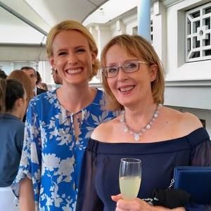 Meet your Posher, Cara